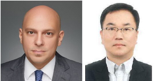 엘지마그나 이파워트레인 COO로 선임된 하비에르 페레즈(왼쪽) 마그나인터내셔널 상무와 CFO로 선임된 정우일 LG전자 담당. <LG전자 제공>